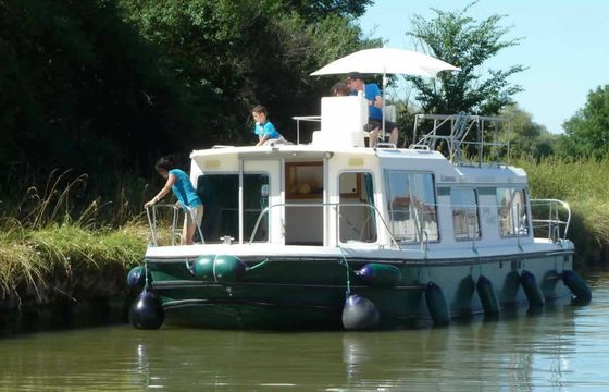 Jeanneau Eau Claire 930 Fly 20