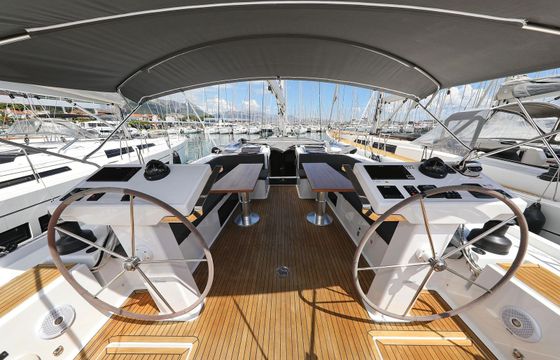 Hanse 548 Stargazing