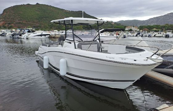 Jeanneau Cap Camarat 9.0 CC Muna