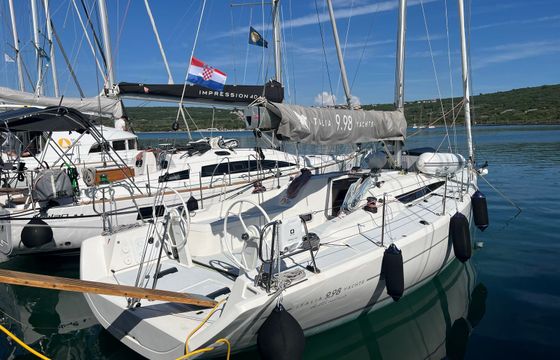 Italia Yachts 9.98 Bellissima