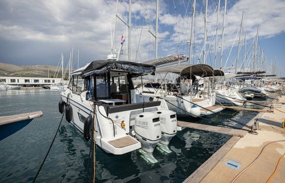 Jeanneau Merry Fisher 895 Shearwater