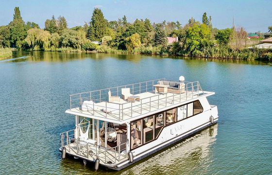 Houseboat Luxboot Two