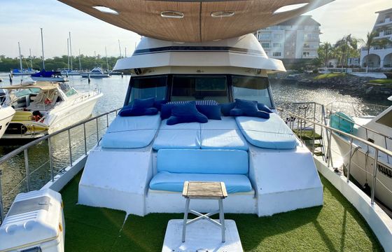Hatteras 75 Aurora