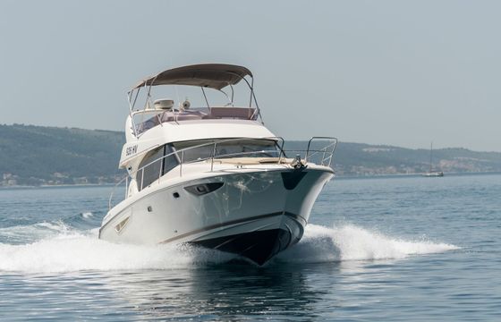 Jeanneau Prestige 400 Fly Lino