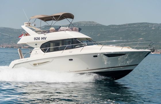 Jeanneau Prestige 400 Fly Lino