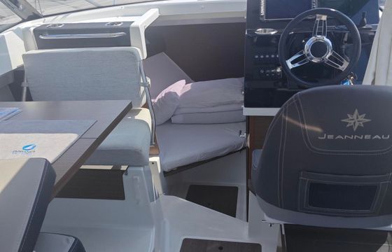 Jeanneau Merry Fisher 795 Ares
