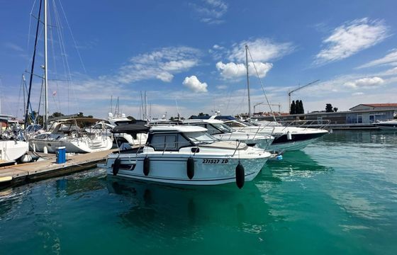 Jeanneau Merry Fisher 795 KlaPa