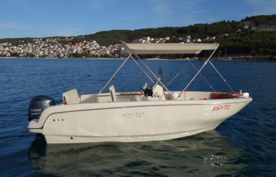 Invictus 190 FX Invictus