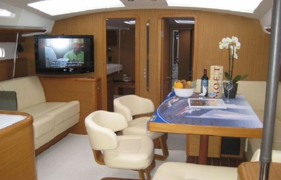Jeanneau 57 Champagne