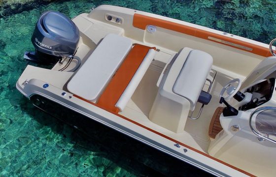Invictus 240 FX Saga 2