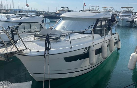 Jeanneau Merry Fisher 895 Likarija