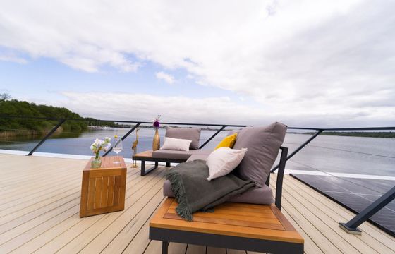 HouseBoatYacht 70 Merle