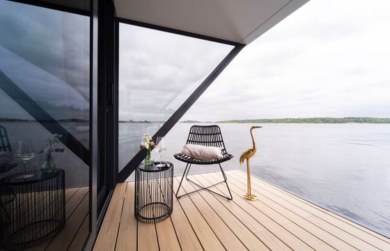 HouseBoatYacht 70 Merle