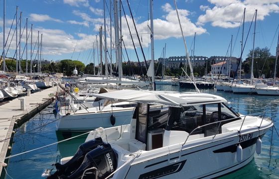 Jeanneau Merry Fisher 895 Riva
