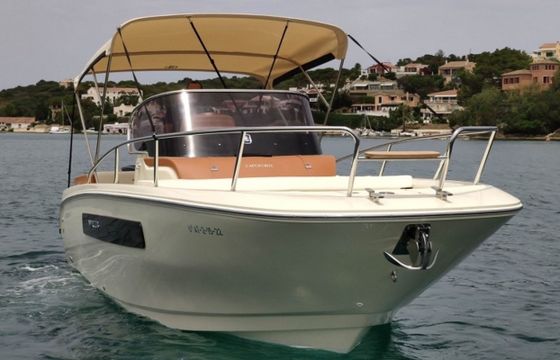 Invictus 270 Thais