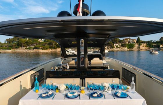 Invictus 46 Baccarat