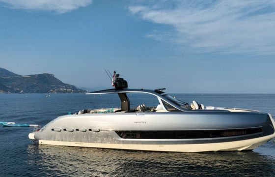 Invictus 46 Baccarat