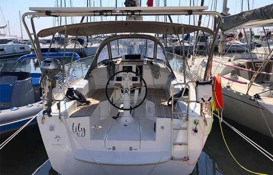 Jeanneau Sun Odyssey 319 Lily