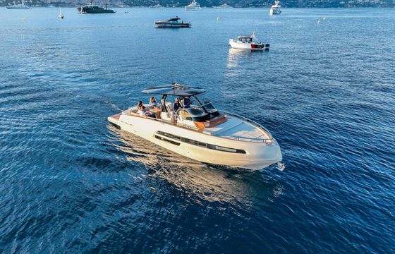 Invictus GT 370 Panna Cotta
