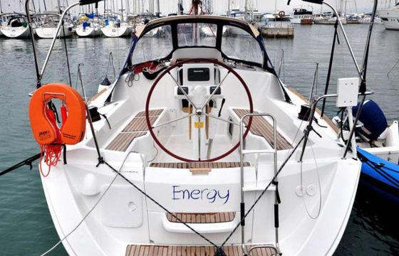 Jeanneau Sun Odyssey 33 Energy