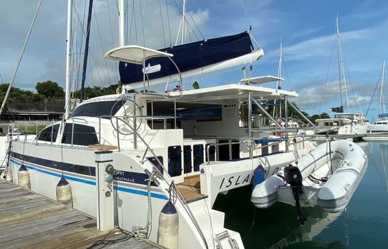 Island Spirit 38 Island Dream