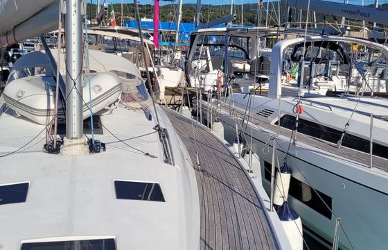 Italia Yachts 13.98 Papillon