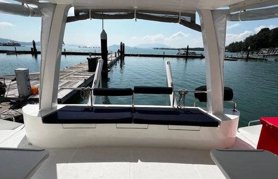 Island Spirit 410 Gauthai
