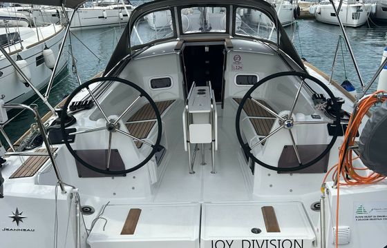 Jeanneau Sun Odyssey 349 Joy Division