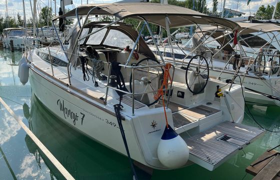 Jeanneau Sun Odyssey 349 Mango 7