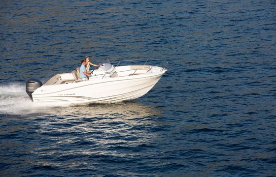 Jeanneau Cap Camarat 7.5 23 Honda