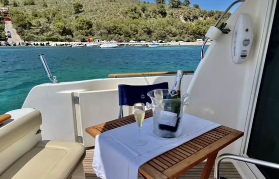 Jeanneau Prestige 32 Katharo