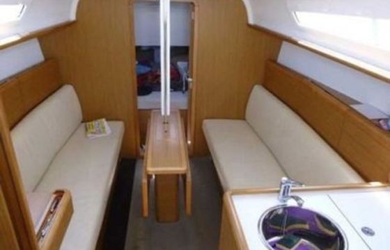 Jeanneau Sun Odyssey 30i Happy Day