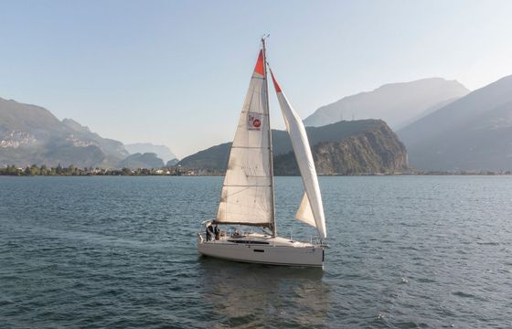 Jeanneau Sun Odyssey 349 Viola