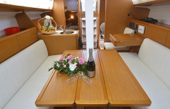 Jeanneau Sun Odyssey 33 Hasta Siempre