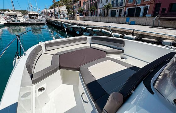 Jeanneau Cap Camarat 9.0 CC Menorcamar 10