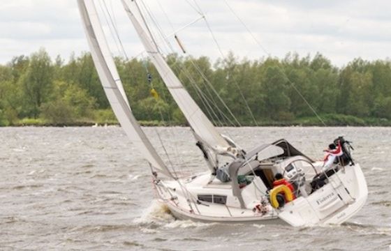 Jeanneau Sun Odyssey 33i Fisterra