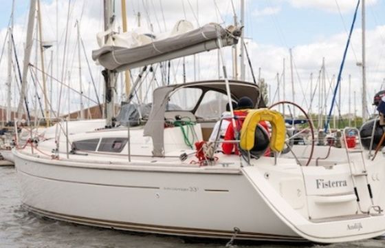 Jeanneau Sun Odyssey 33i Fisterra