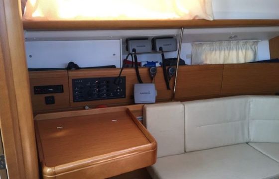 Jeanneau Sun Odyssey 36 Blue Sky