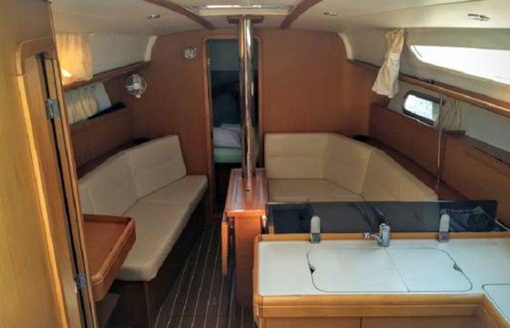 Jeanneau Sun Odyssey 36 Blue Sky