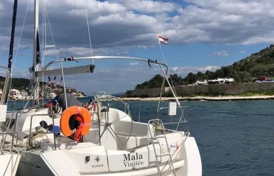 Jeanneau Sun Odyssey 36i Mala