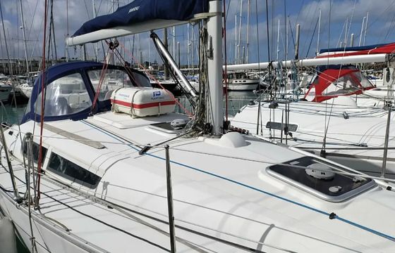 Jeanneau Sun Odyssey 32i Jami 3