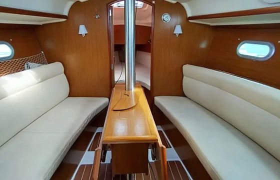 Jeanneau Sun Odyssey 32i Jami 3