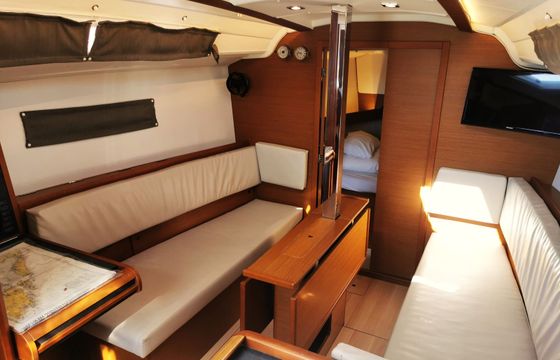 Jeanneau Sun Odyssey 349 Elvis