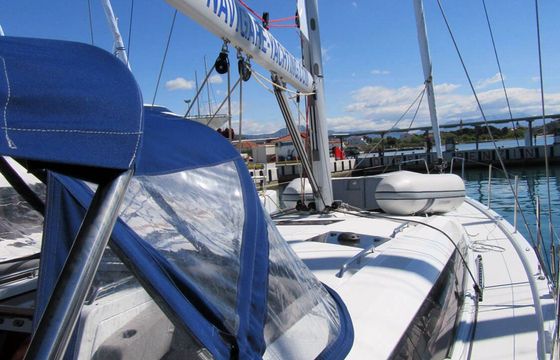 Jeanneau 54 Blue Angel