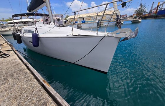 Jeanneau Sun Odyssey 32i Less Stress