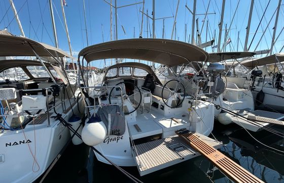Jeanneau Sun Odyssey 349 Grape