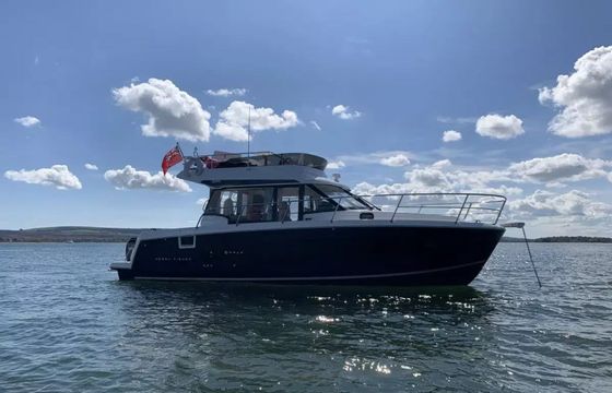 Jeanneau Merry Fisher 1095 Fly Verity 2