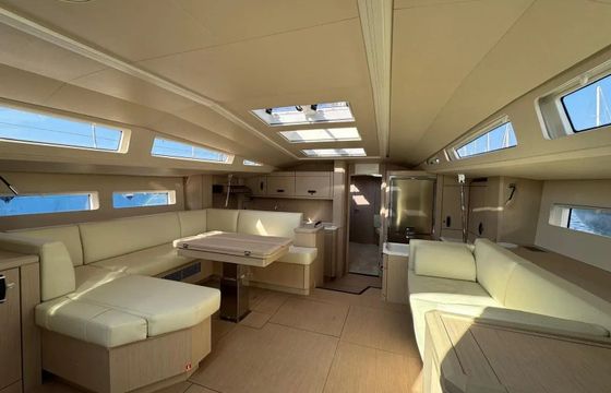 Jeanneau 60 Elyvian Breeze