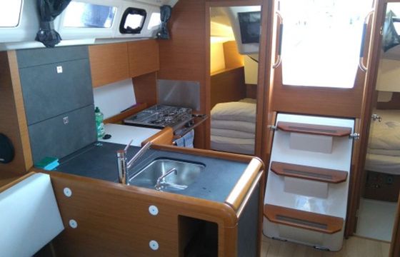 Jeanneau Sun Odyssey 349 Mini