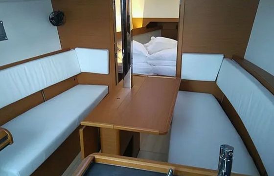 Jeanneau Sun Odyssey 349 Mini